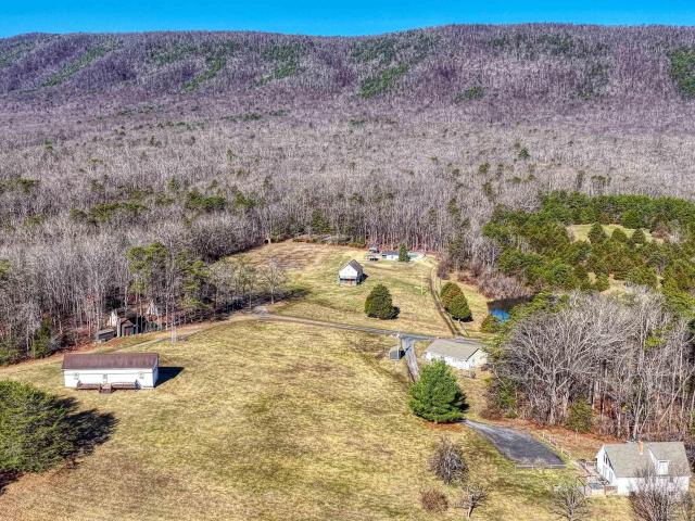 443 meadow view ln
