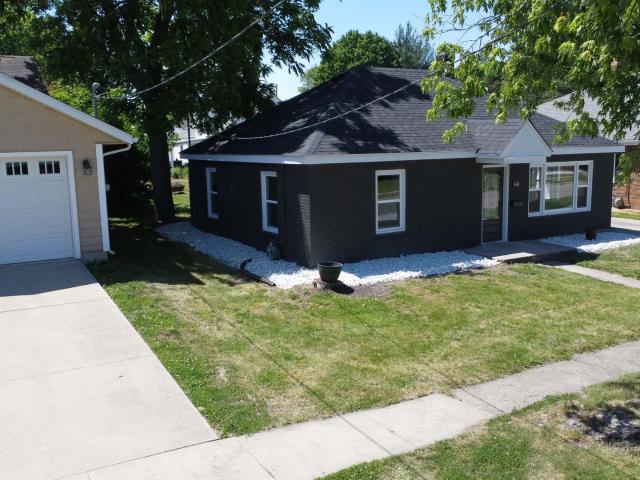 443 S 6th Street