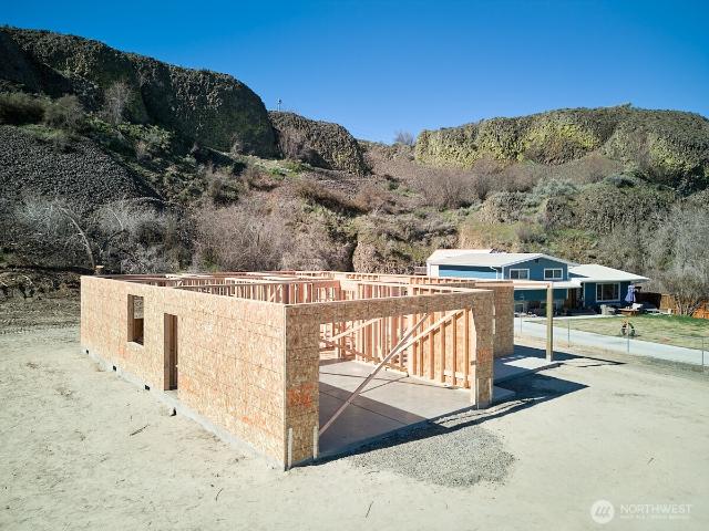 443 Partello Park