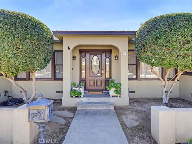 4444 E 3rd