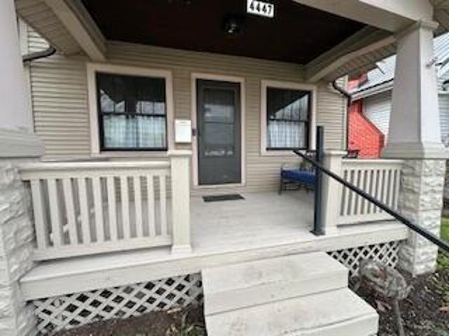 4447 Huntington Avenue