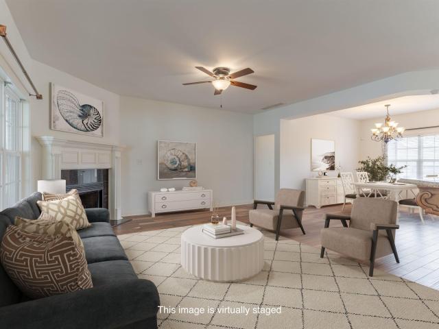4448 Scarlet Hill