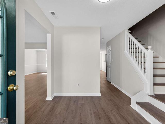 4440 Pipestone Place