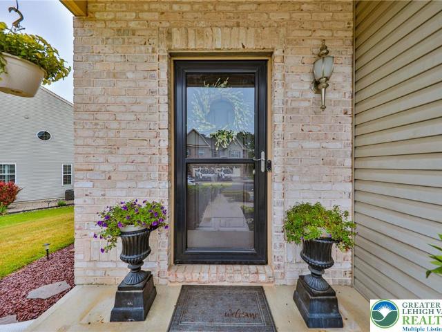 4442 Elmwood Drive