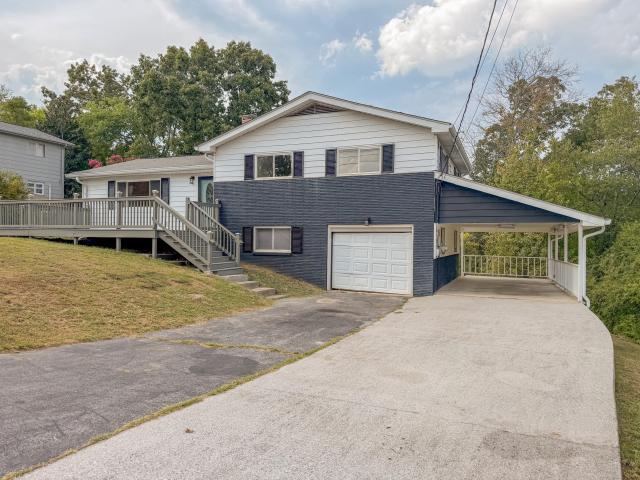 4443 Comet Trail