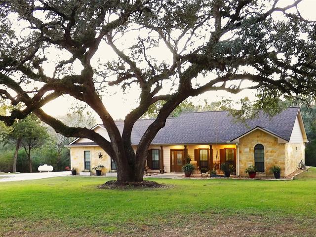 4443 Highway 90, Alleyton, TX 78935 | MLS #83755
