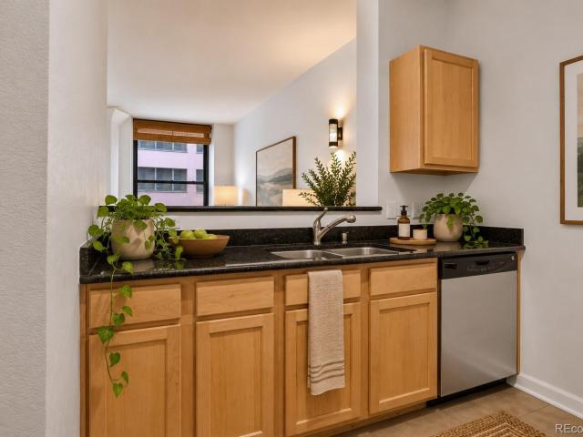 444 17th Street # 404