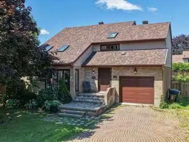 444 Crois. Boyer, Montréal L'Île Bizard/Sainte Geneviève, QC.