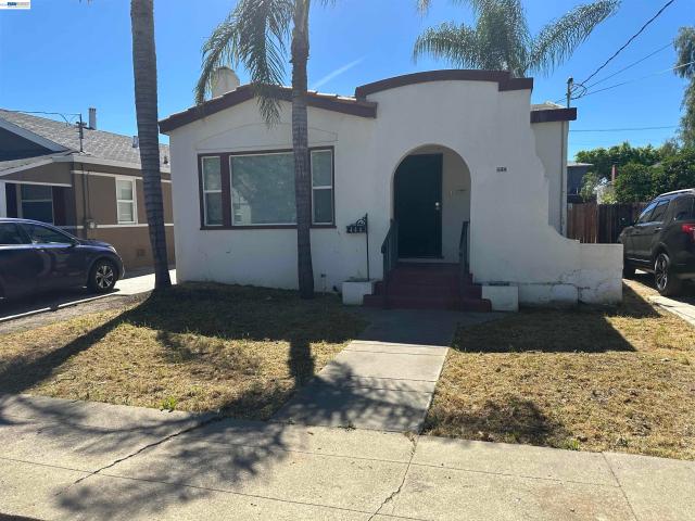 444 E 12th St, Pittsburg, CA 94565 | MLS #41128