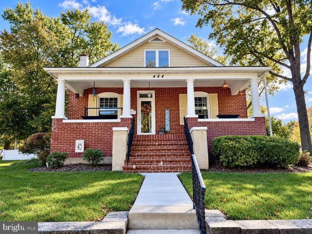 444 E Summit Street #