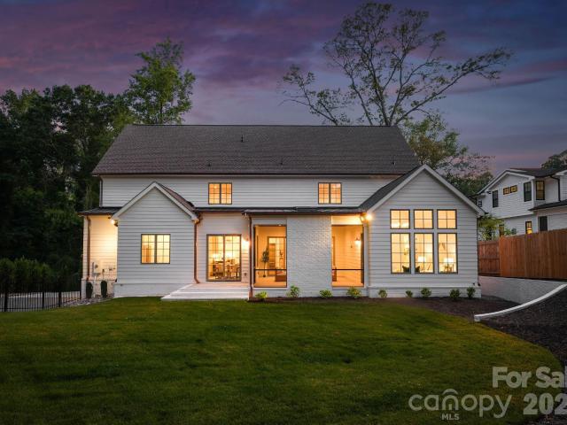 444 Hunter Lane