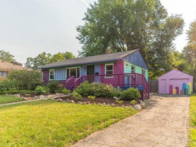 444 Osband Street