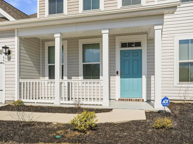 444 Mikita Dr