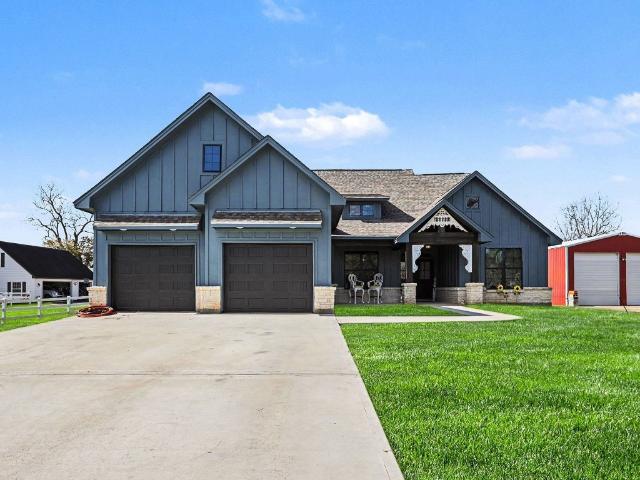 444 Mill Rd, Angleton, TX 77515 | MLS #25093