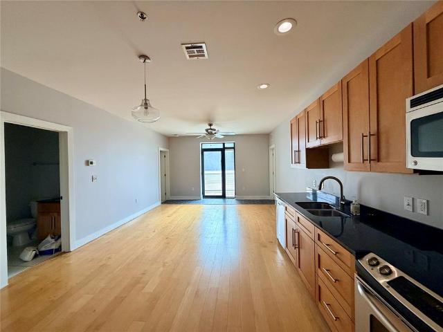 444 N Central Avenue # 106