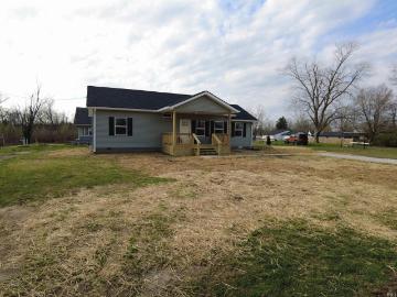 444 S 4th St, Mitchell, IN 47446 | MLS #202610
