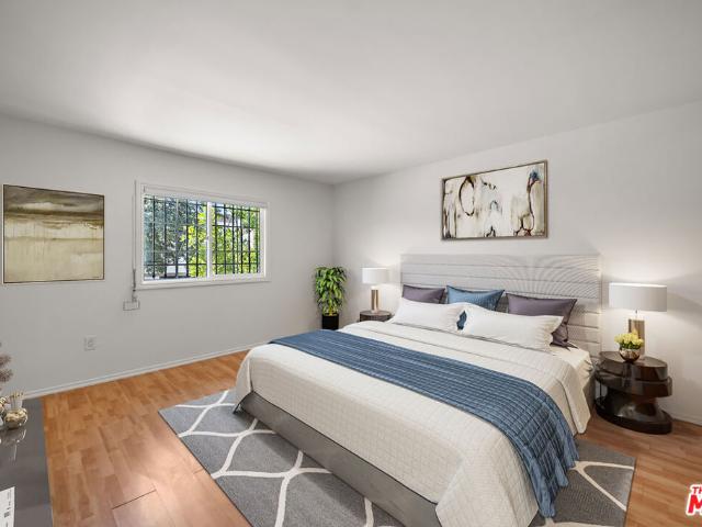 444 S Gramercy Place 10