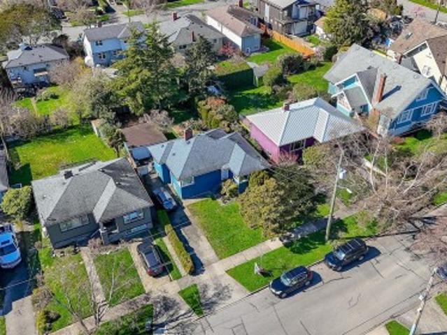 444 Stannard Ave, Victoria, BC, V8S 3M5 house for sale | Listing ID 1029 | Royal LePage