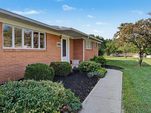 444 W Lomar Drive