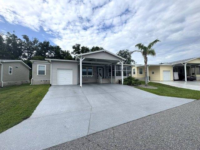 444 Watson Dr, Lady Lake, FL 32159