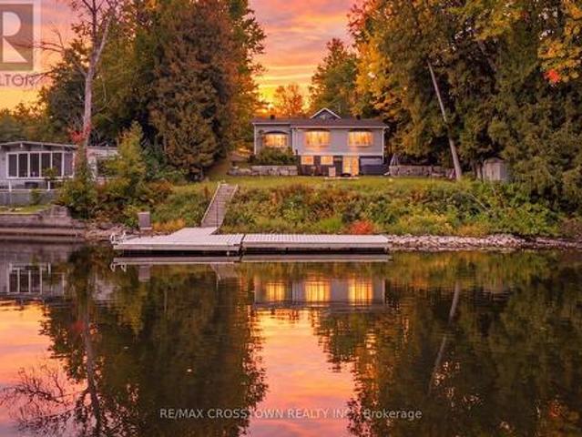 4454 Rosalyn Drive, Severn, ON, L0K 2B0 house for sale | Listing ID S13856 | Royal LePage