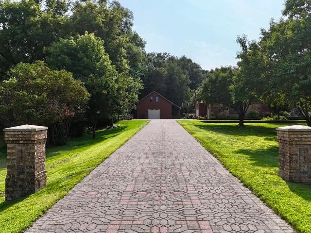 4457 Farmdale Circle