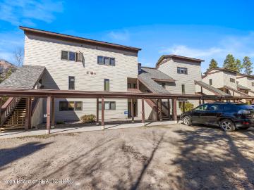 4450 Berry Dr, Unit 3913, Wilson, WY 83014 | MLS #25 2650