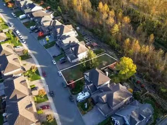 44510 Mclaren Drive, Chilliwack, BC, V2R 0A3 vacant land for.