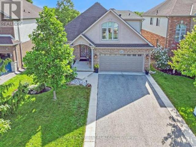 4451 Comfort Crescent, Lincoln, ON, L3J 1M2 house for sale | Listing ID X13712 | Royal LePage