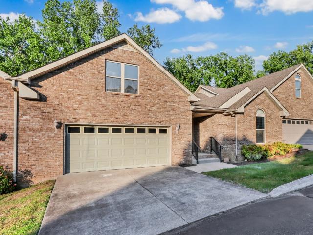 445 Country Club Ct