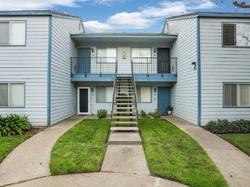 445 Almond Dr, Unit 106, Lodi, CA 95240 | MLS #225154