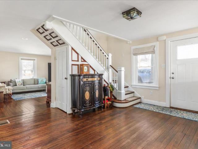 445 Ash Street