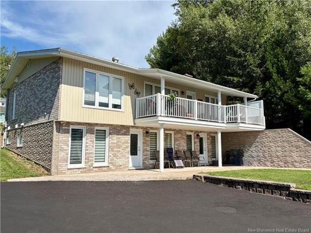 445 449 Darlington, Dalhousie, NB, E8C 1M3 house for sale | Listing ID NB146810 | Royal LePage