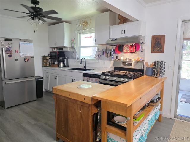 445 Deer Path Farms Road