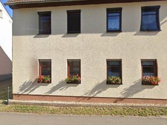445 m2 apartment for rent in Zwickau