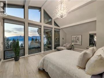 445 MOUNTAIN DRIVE