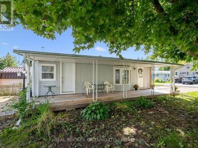 445 Pine Pass, Centre Wellington, ON, N1M 2W5 house for sale | Listing ID X13629 | Royal LePage