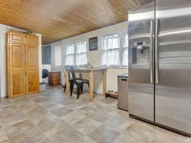 445 W Rogers Road