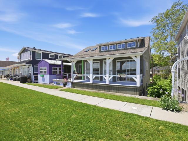 4465 N Bank Road