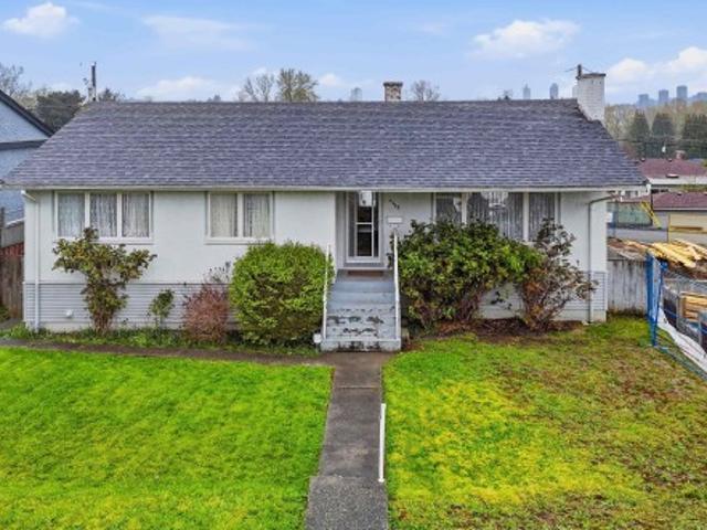 4465 Price Crescent, Burnaby, BC, V5G 2N5 house for sale | Listing ID R3169 | Royal LePage