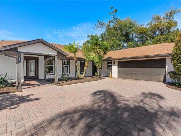 4469 Old Bear Run, Winter Park, FL 32792 | MLS #O6375