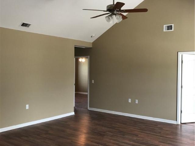 446 Coachs Way