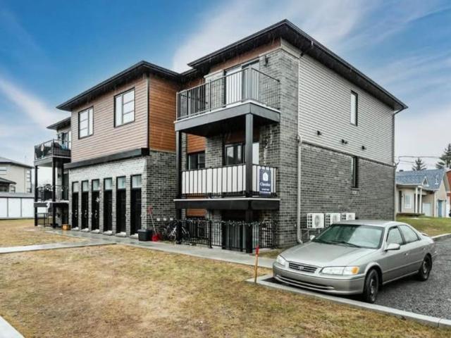 446 Boulevard de Melocheville 4 1/2 au 1er étage !