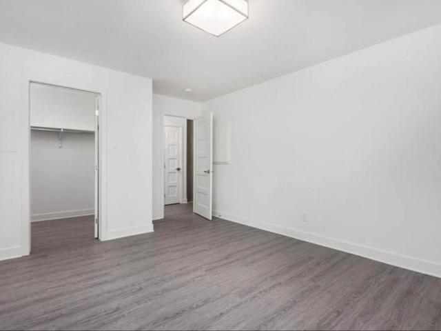446 Boulevard de Melocheville 4 1/2 au 1er étage !