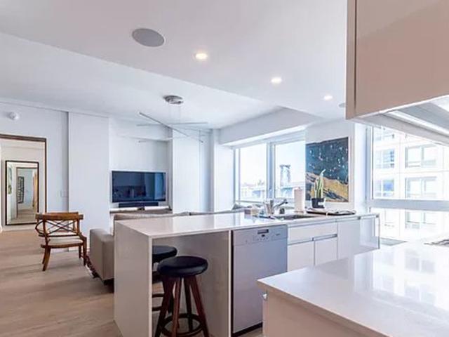 446 Kent Avenue, Brooklyn, NY