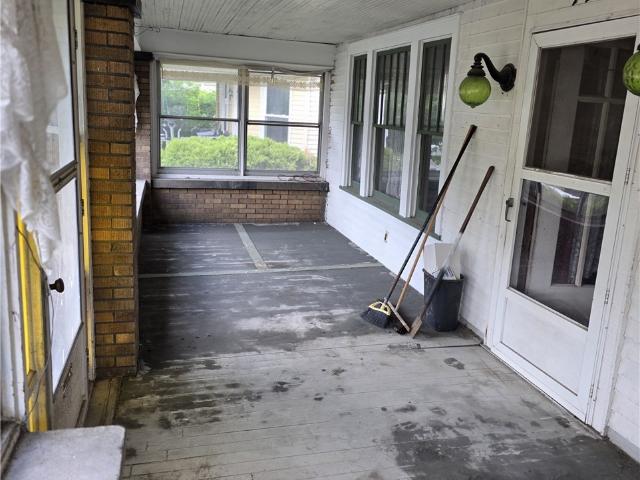 446 N 8th Street