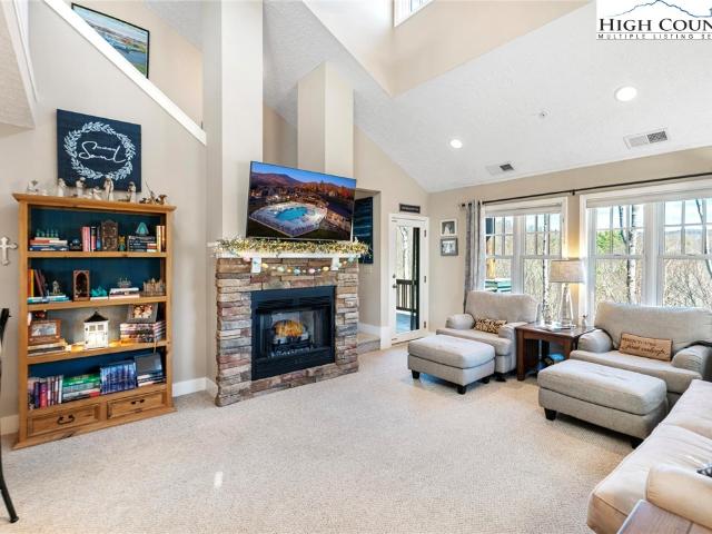 446 Peaceful Haven Drive 832