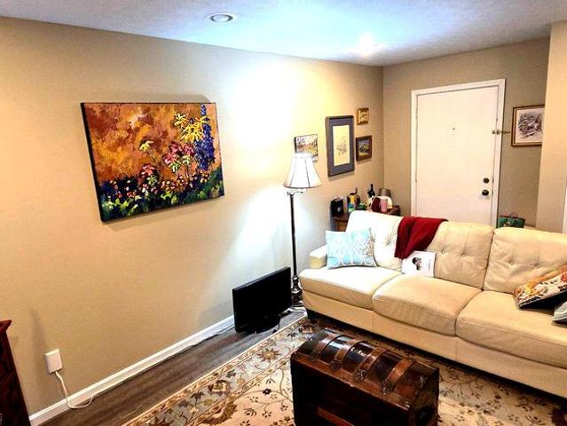 44757 Woodlake Court