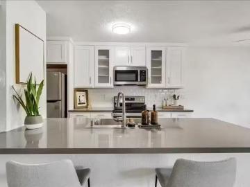 4475 DIAMOND ST APT 3, CAPITOLA, CA 95010