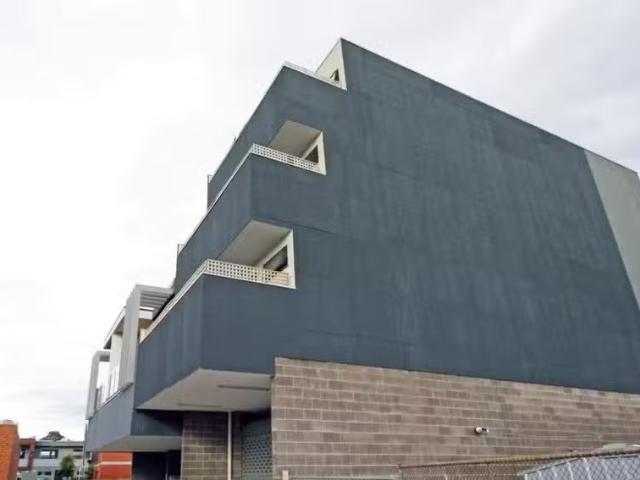 4/477 South Road, Bentleigh VIC 3204 Apartment For Lease